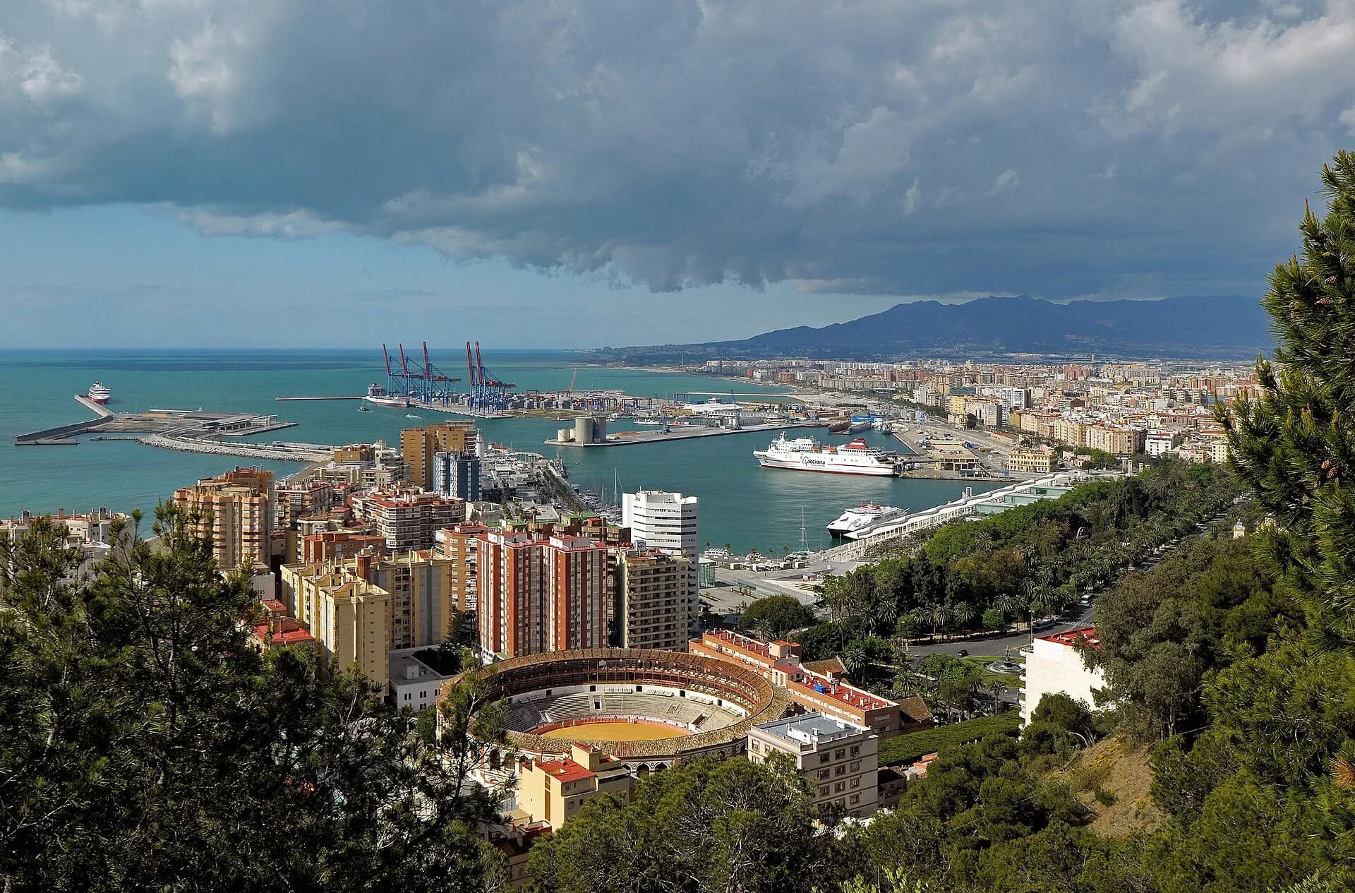 Málaga from Gibralfaro, a short ride from the airport
